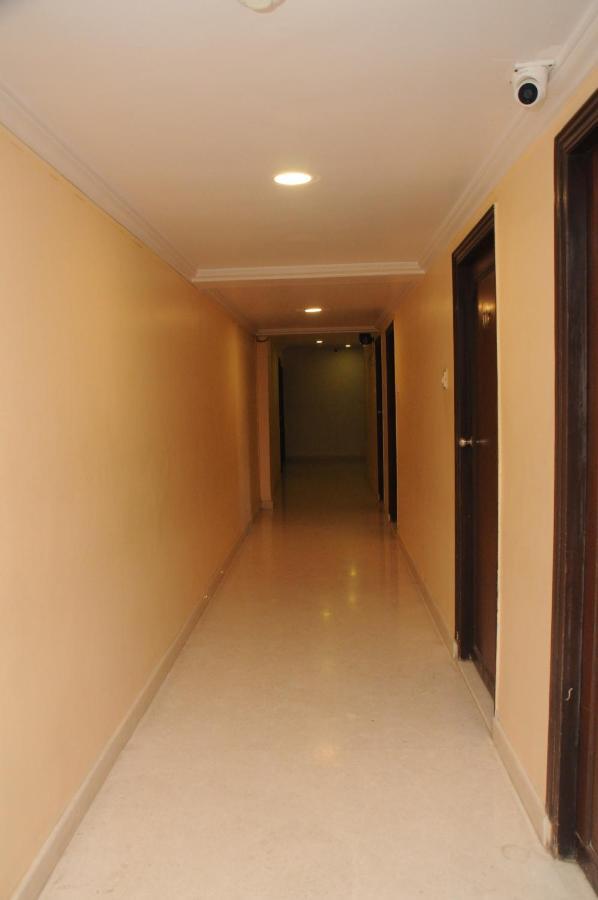 Suvarna Regency Hassan Exteriör bild